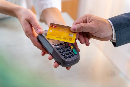 30代におすすめのクレジットカード30選｜ハイステータスカードや良コスパ・高還元率のものを紹介の画像