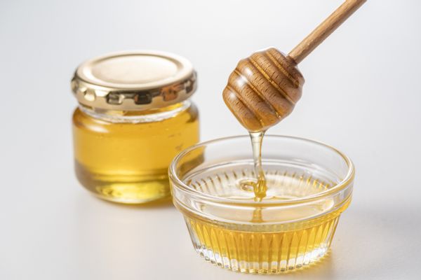 蜂蜜は産地や花の種類で味が変わる！おすすめ人気15品からお取り寄せを探すの画像
