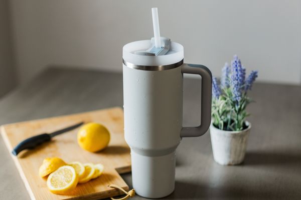 タンブラーのおすすめ25アイテム（2025年）！サーモスやスタンレーなど人気ブランドの商品を容量別にご紹介の画像