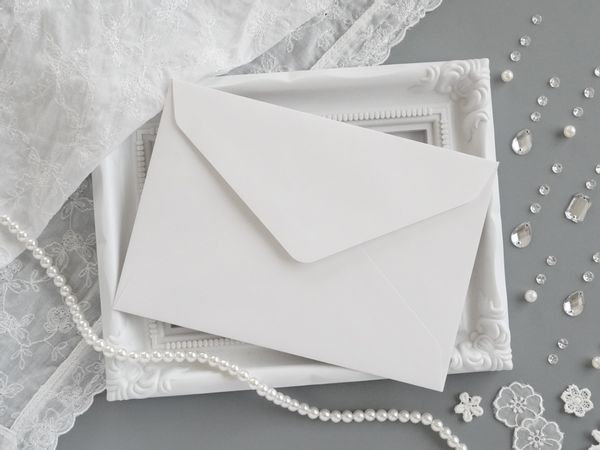 封筒のおすすめ人気16品。定型/A4対応/おしゃれ/かわいいものなどを種類豊富にご紹介の画像