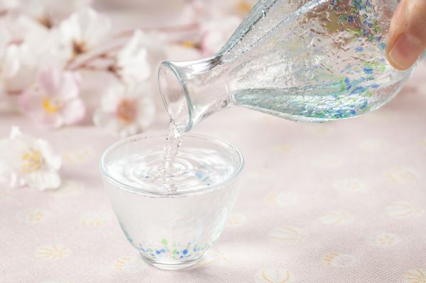 愛媛の日本酒おすすめ15名酒!女性にも大人気の「いやしのお酒」の画像