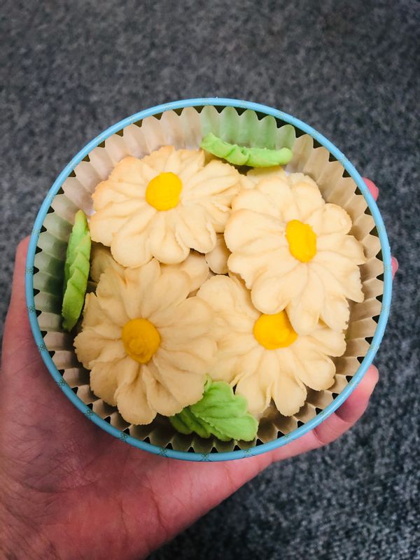 お花のぼうろ『コスモス&マーガレット2缶セット』~専用クリアケース付きのサムネイル画像 2枚目