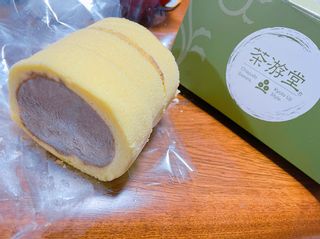 ほうじ茶ロールケーキの画像 1枚目