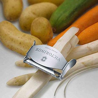 ベジタブルピーラー VICTORINOX(ビクトリノックス) のサムネイル画像 3枚目