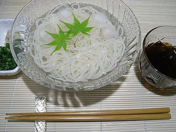 手延べひやむぎ 化粧箱入 2kg入（200g×10入） 小豆島手延素麺協同組合のサムネイル画像 1枚目