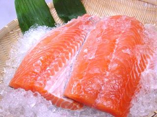 トロサーモンいくら寿司　（通常2～3人前サイズ） 四季食彩 萩のサムネイル画像 2枚目