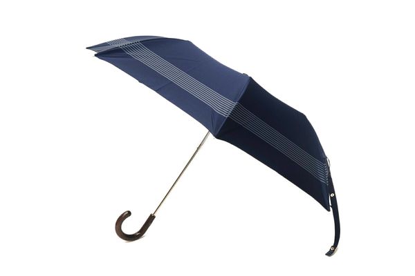 メンズ折りたたみ傘おすすめ人気16品。機能性抜群/老舗ブランド