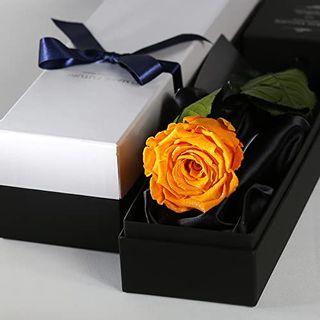 Diamond Rose(ダイヤモンドローズ) 2020 プリザーブドフラワー 一輪の薔薇 マンダリンオレンジの画像 1枚目