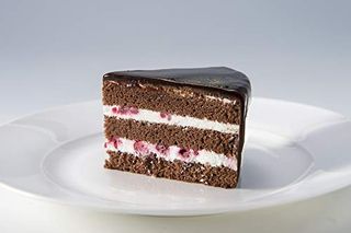 ベリーのチョコレートケーキ（直径15㎝） 銀座千疋屋のサムネイル画像 2枚目