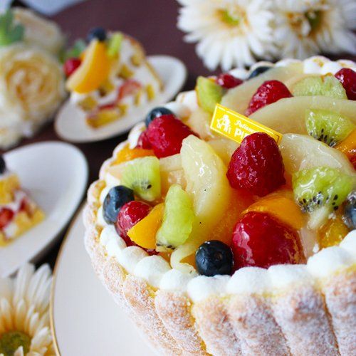 7種のフルーツショートケーキSサイズ（2～4人用）の画像