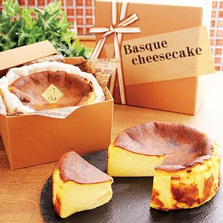 バスクチーズケーキ 佐賀県佐賀市のサムネイル画像 1枚目