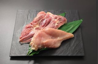 東京しゃも(軍鶏) 正肉セット(もも肉 1枚・むね肉 1枚) 鳥藤のサムネイル画像 1枚目