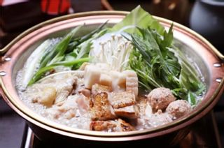 澄んだ鶏スープ 水炊き鍋2～3名様  はし田屋のサムネイル画像