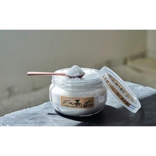 檜樽三段窯仕込「満月の塩」2個セット 静岡県河津町のサムネイル画像 1枚目