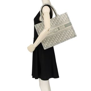 BOOK TOTE バッグ ミディアム Dior（ディオール）のサムネイル画像 4枚目