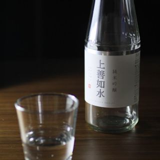 上善如水純米（720ml）の画像 1枚目