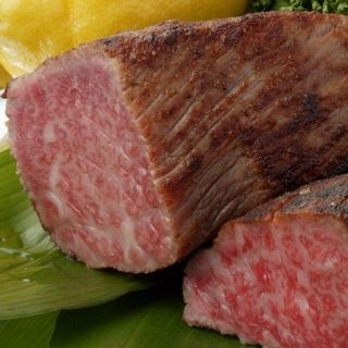 大和榛原牛の「雅 - MIYABI STEAK」 うし源本店　のサムネイル画像 3枚目