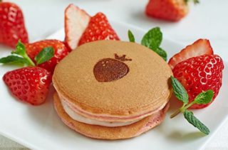 完熟いちごパンケーキ　5個入りの画像 1枚目