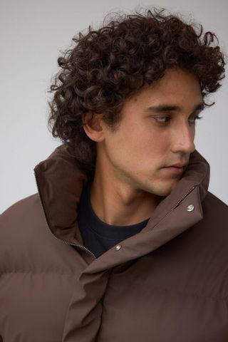 ソリッド中綿ハイネックブルゾンの画像 3枚目