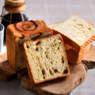 クロワッサン食パン2本セット 俺のBakeryのサムネイル画像