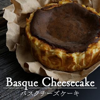 バスクチーズケーキ ホテルパティスリーufu（ウフ）のサムネイル画像 1枚目