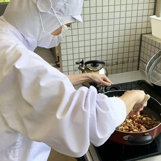 スモークド・カリー 燻製屋　燻々のサムネイル画像 4枚目