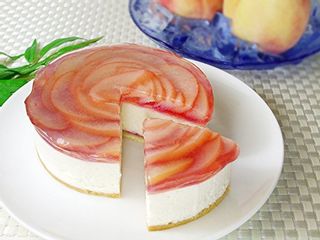 桃のレアチーズケーキ　4号の画像 3枚目