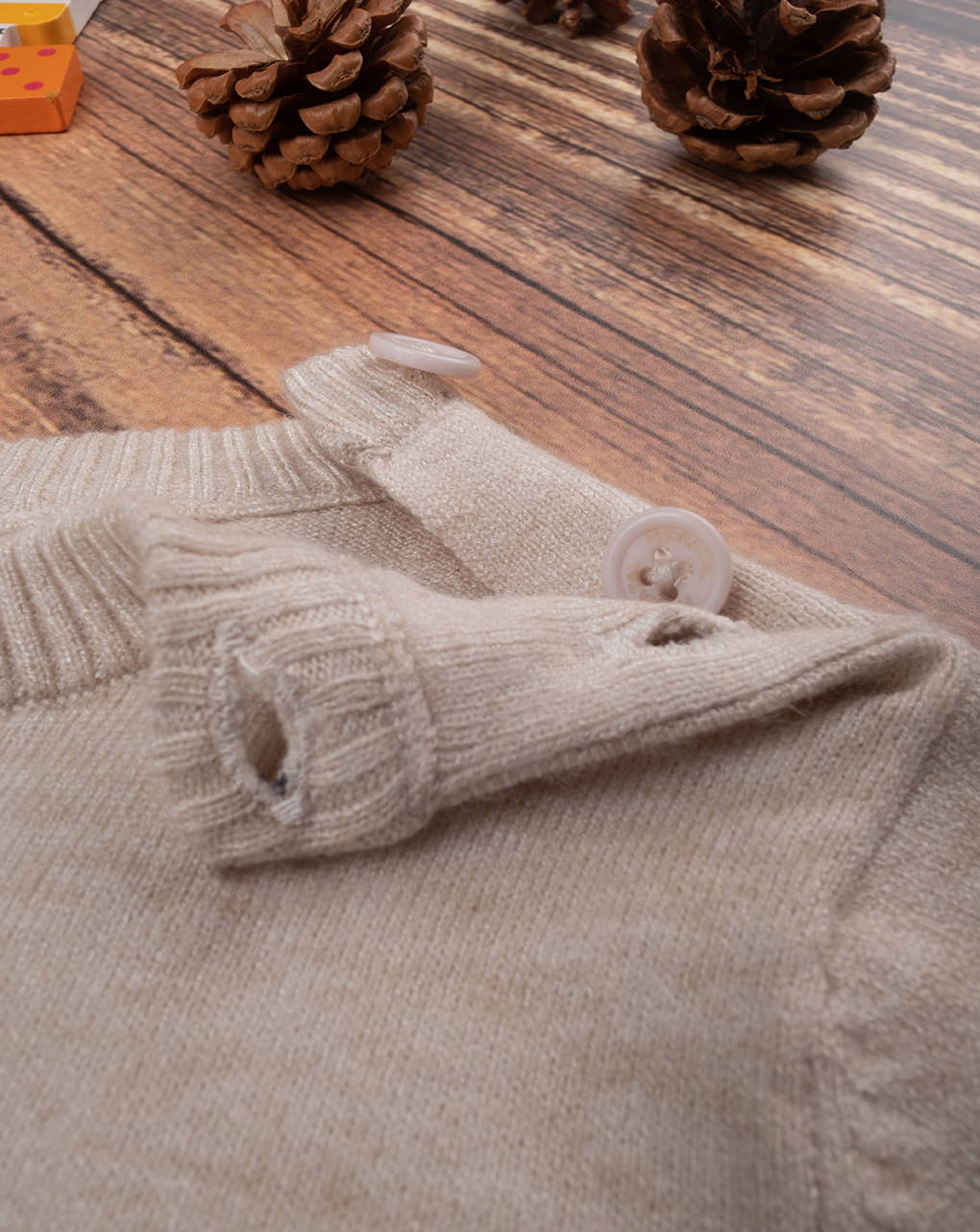 βρεφικό πουλόβερ μπεζ με αρκουδάκια για αγόρι - Prénatal
