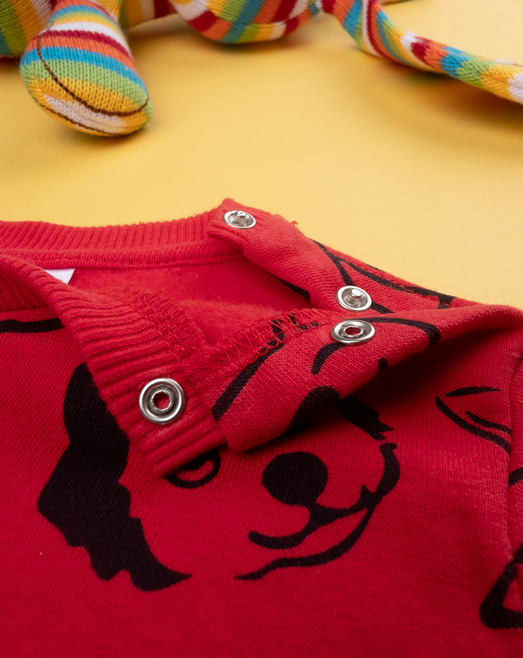 βρεφική μπλούζα φούτερ κόκκινη με σκυλάκια για αγόρι - Prénatal
