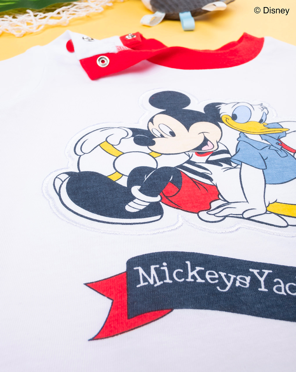 βρεφική πιτζάμα λευκή/κόκκινη με το mickey και το duffy για αγόρι - Prénatal