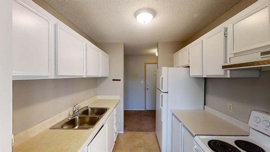 Photo of 8111 96 Street B - 335 Property Image