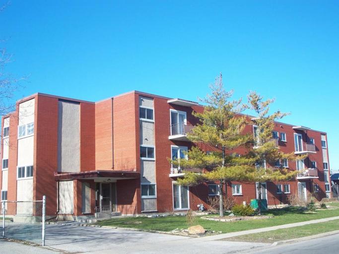 Photo of 830 Wellington St - 2 bedroom Property Image