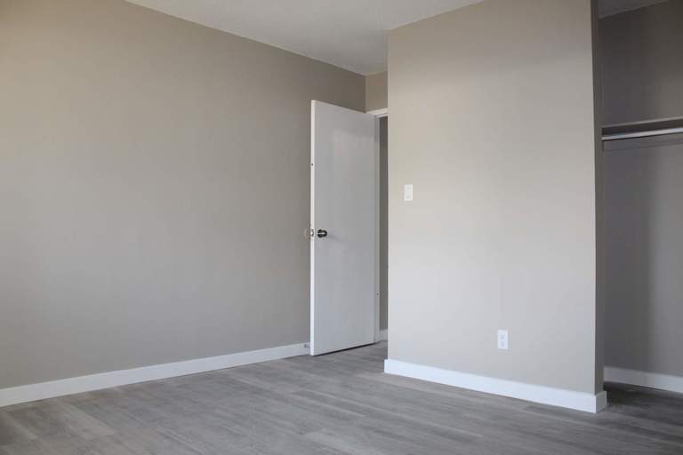 Photo of Mainstreet on 33rd Property Image