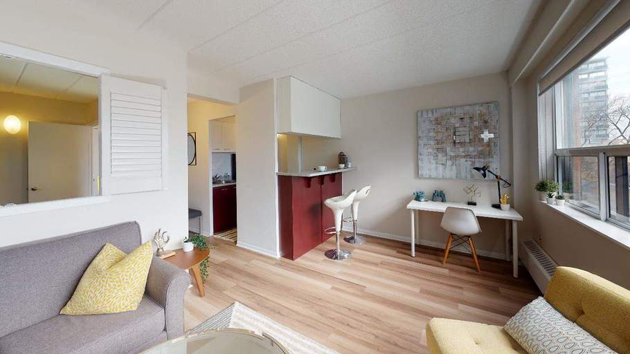 Photo of 218 MacLaren Property Image