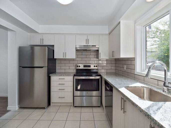 Photo of Torbolton Townhouse Property Image