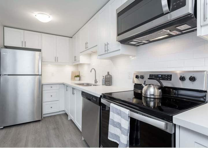 Photo of 75 Carling Street Property Image