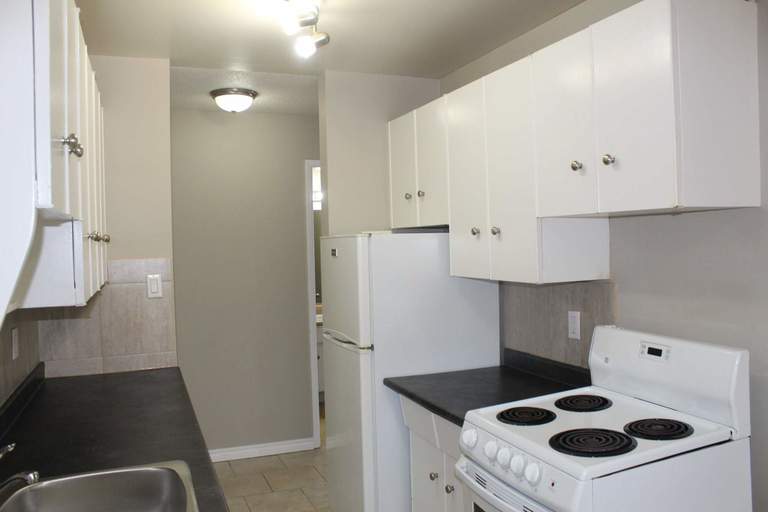 Photo of Confederation Place Property Image