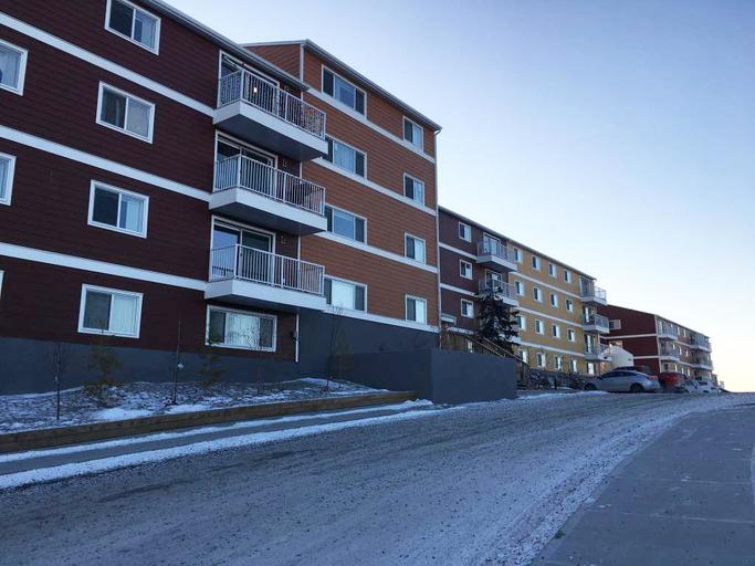 Photo of Aurora Pointe Property Image