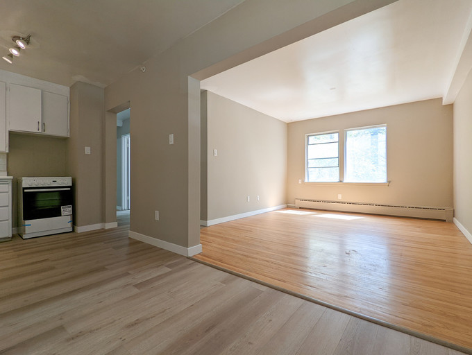 Photo of Broadview Legislature Apartments Property Image