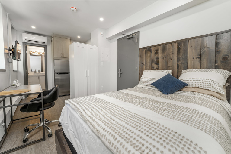 Photo of 61 Parent Avenue Property Image