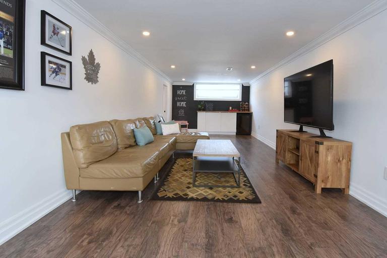 Photo of 41 Burfield Ave Property Image