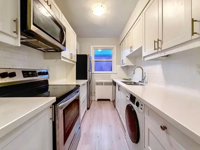 Photo of 1024 King Street E Property Image