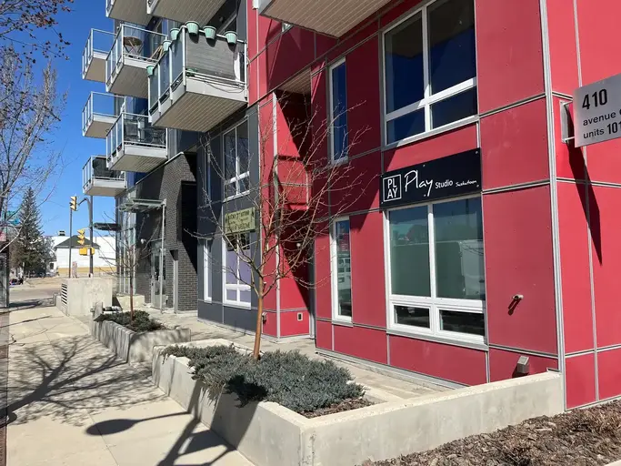 Photo of 2 Bedroom Condo downtown in The Banks Property Image
