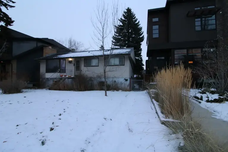 Photo of 4124 16St SW Property Image