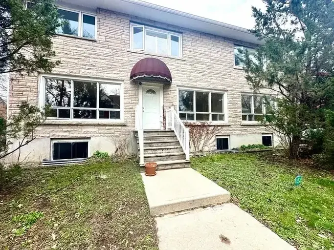 Photo of 225 Cobourg Street Unit 3 Property Image