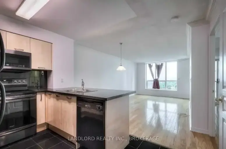 Photo of 55 Harrison Garden Blvd. LPH3 Property Image