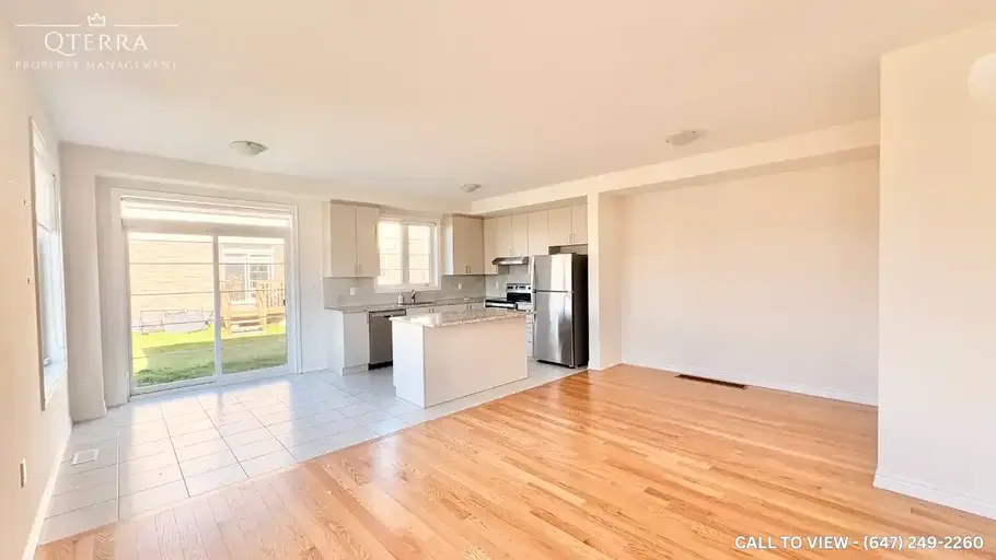 Photo of 92 Air Dancer Cres, Oshawa, Ontario L1L 0V3 Property Image