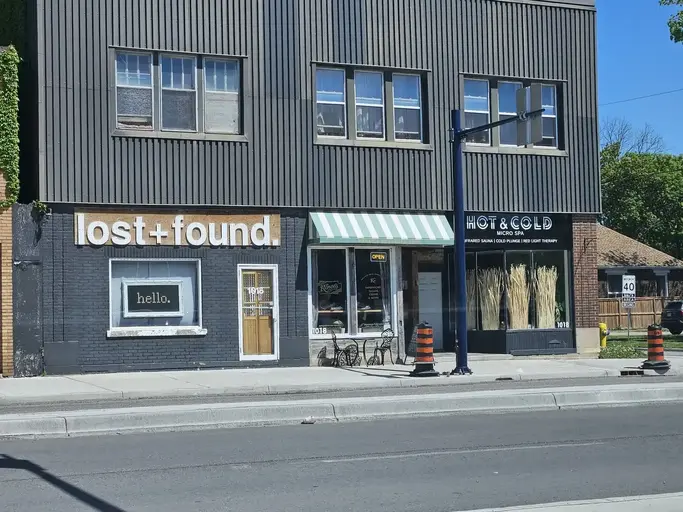 Photo of Dundas Str. 1018 Property Image