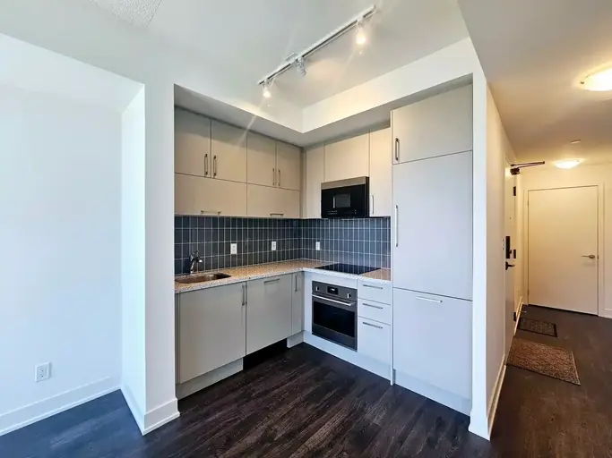 Photo of Gallery Towers #15810 Property Image