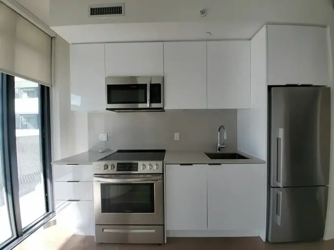 Photo of Yonge and Rich #11528 Property Image